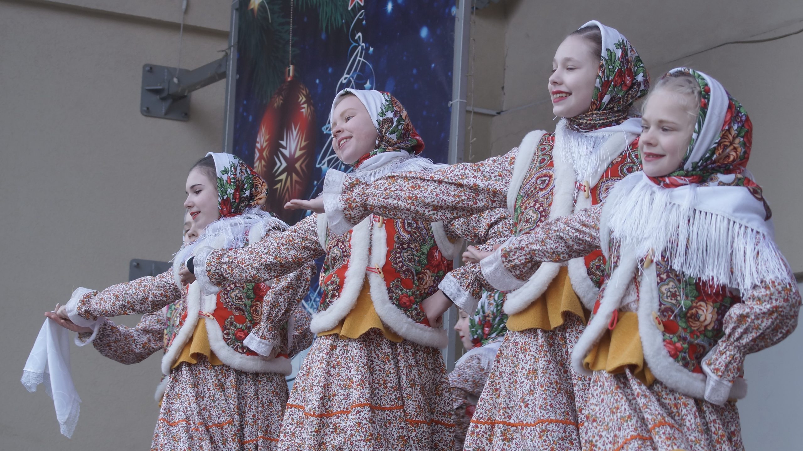 ДЕТСКИЙ ХОРЕОГРАФИЧЕСКИЙ АНСАМБЛЬ "ТУЛЬСКИЙ СУВЕНИР"